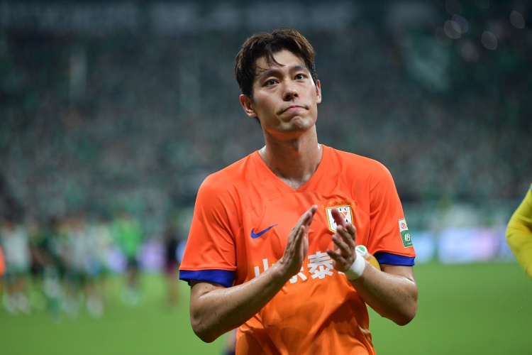 华体会HTH平台-德转显示泰山球员毕津浩已加盟大连英博,方式为自由转会