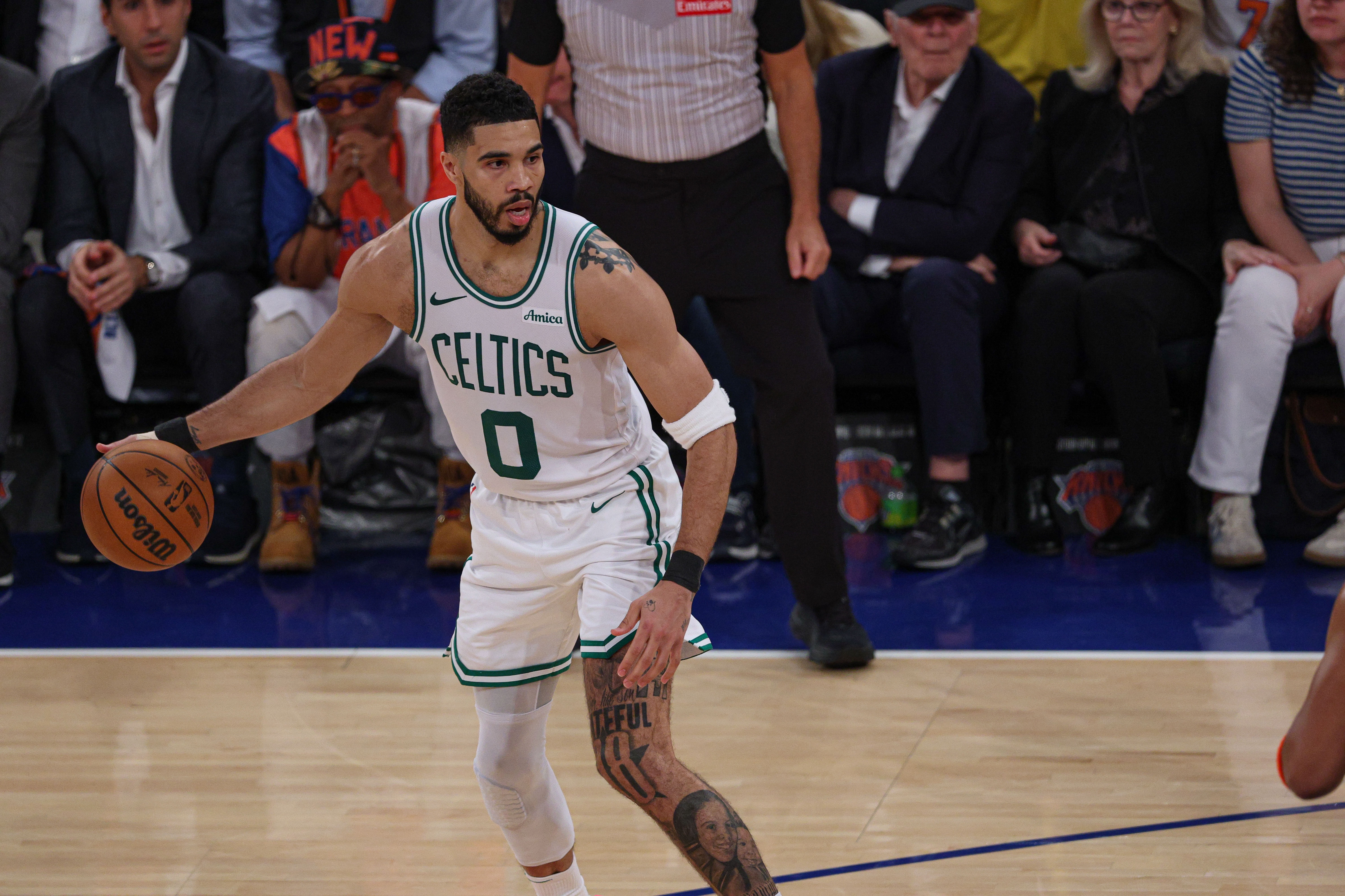 华体会HTH平台-东部第三！队记：塔图姆计划在二月和三月全力以赴 争取早日复出